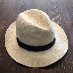 Gap women’s straw hat